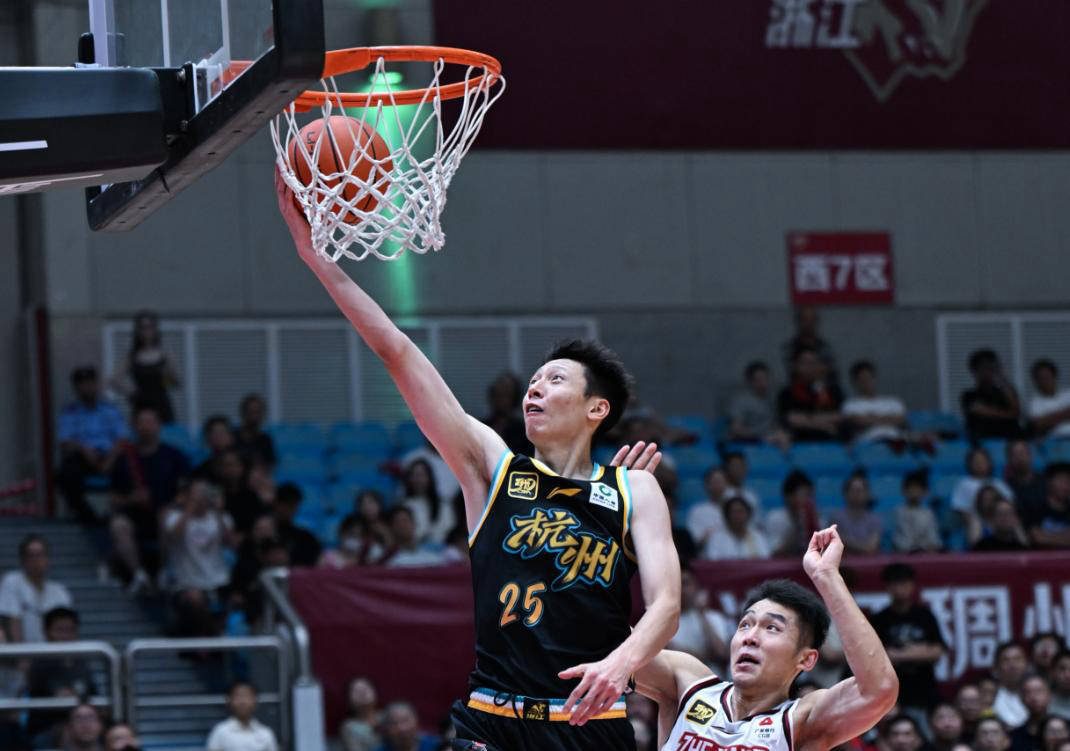 新疆广汇迎NBA总决赛关键赛,清晨状态回暖,态度坚定,临场指挥获称赞的简单介绍 新疆广汇迎NBA总决赛关键赛,清晨状态回暖,态度坚定,临场指挥获称赞的简单介绍